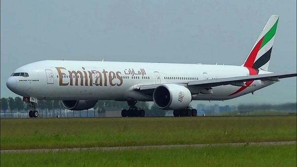 Emirates B777