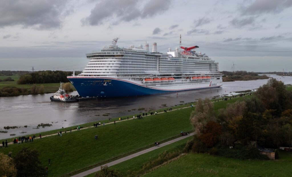 Carnival Jubilee Completes River Conveyance Before Sea Trials