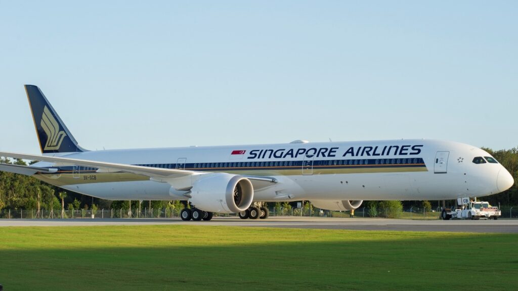 Singapore Airlines Group Soars High with Two ATW Awards