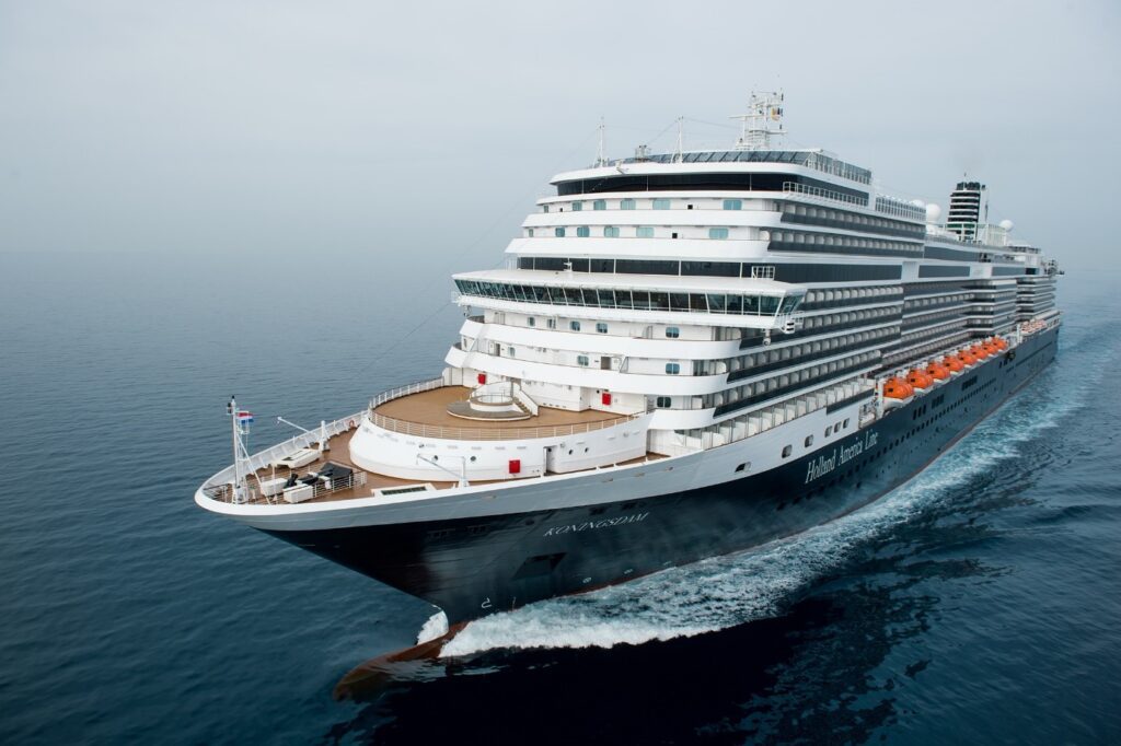 Holland America Line Opens Bookings for 2025-2026 Panama Canal and Hawaii Cruises