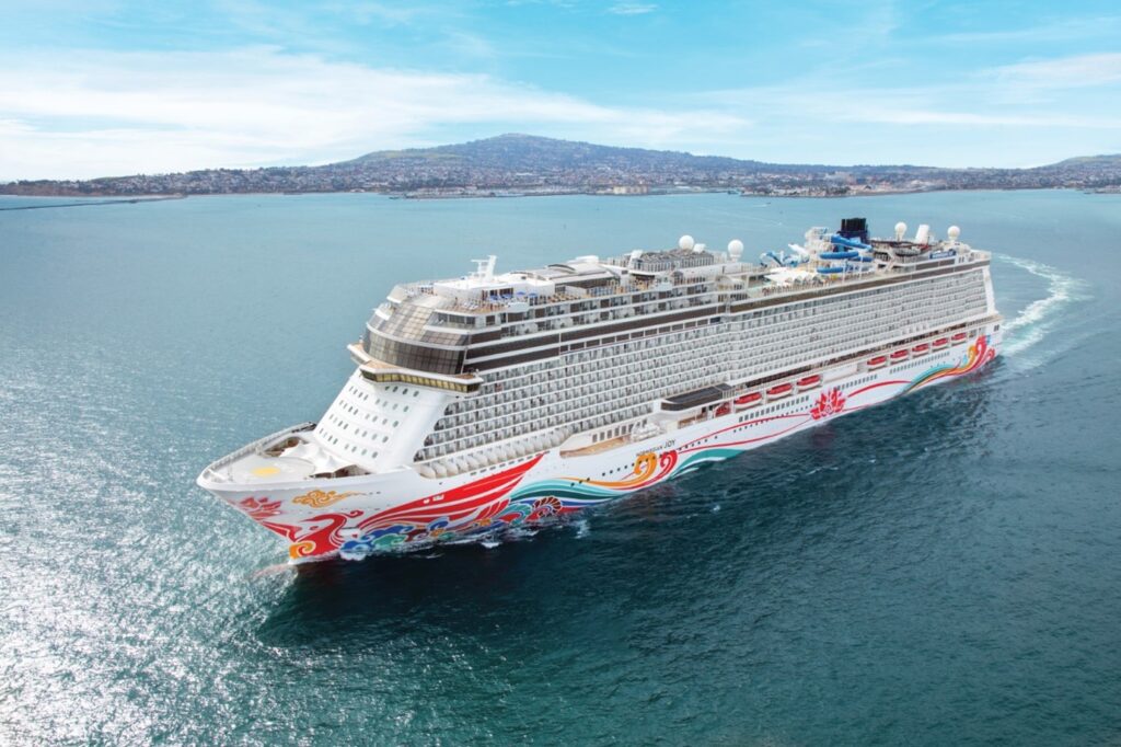 Norwegian Cruise Line Unveils New Thermal Suite