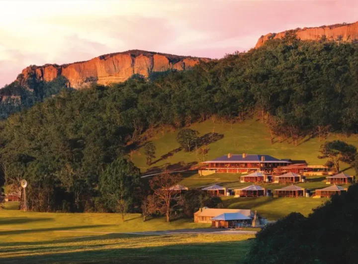 Luxury Reimagined: Emirates’ Iconic Wolgan Valley Resort Returns as the World’s First Ritz-Carlton Lodge