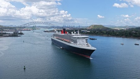 Sailing in Splendour: Queen Mary 2’s Historic Passage Through the Panama Canal