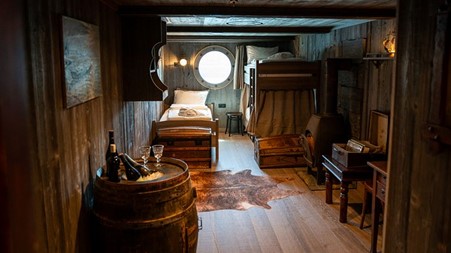 HX Unveils Immersive 1896 Cabin on Fridtjof Nansen