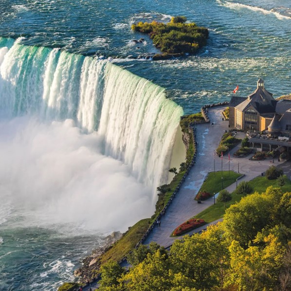 Luxury Indulgence in Eastern Canada: 8 Day Small Group Tour