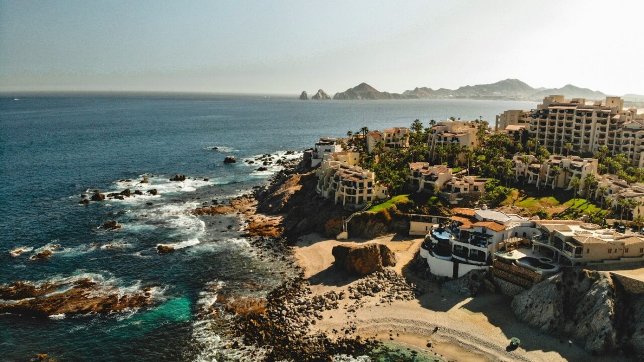 Where Celebrities Travel in 2026 – And What It Costs You