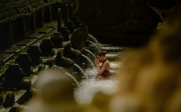 Aman Explores Water’s Quiet Power in Global Wellness Journeys
