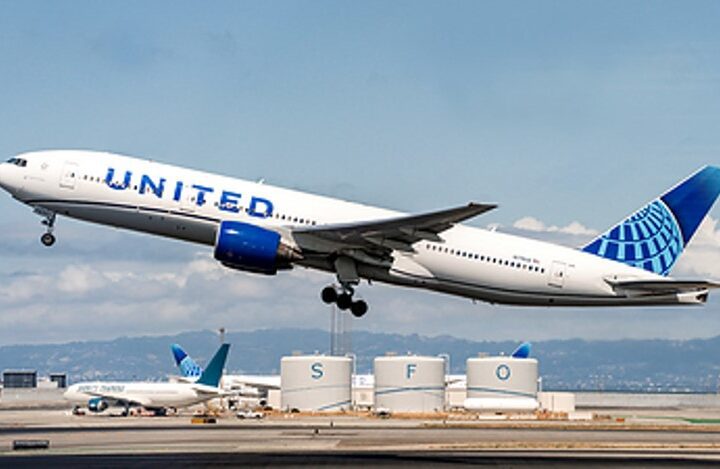 United Fast-Tracks Starlink Wi-Fi on Transatlantic Flights